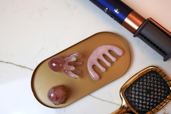 Grzebień z kamienia